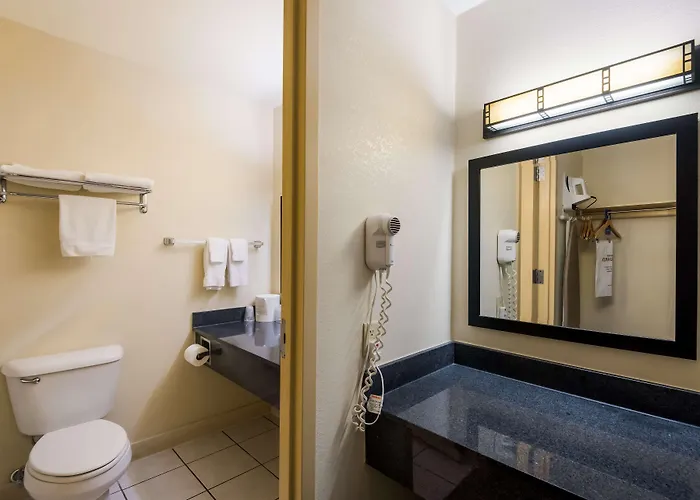 Hotel Western Prairie & Conference Center Galesburg