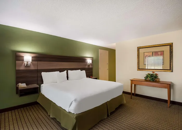 Western Prairie & Conference Center Hotel Galesburg