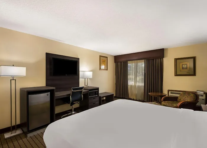 Hotel Western Prairie & Conference Center